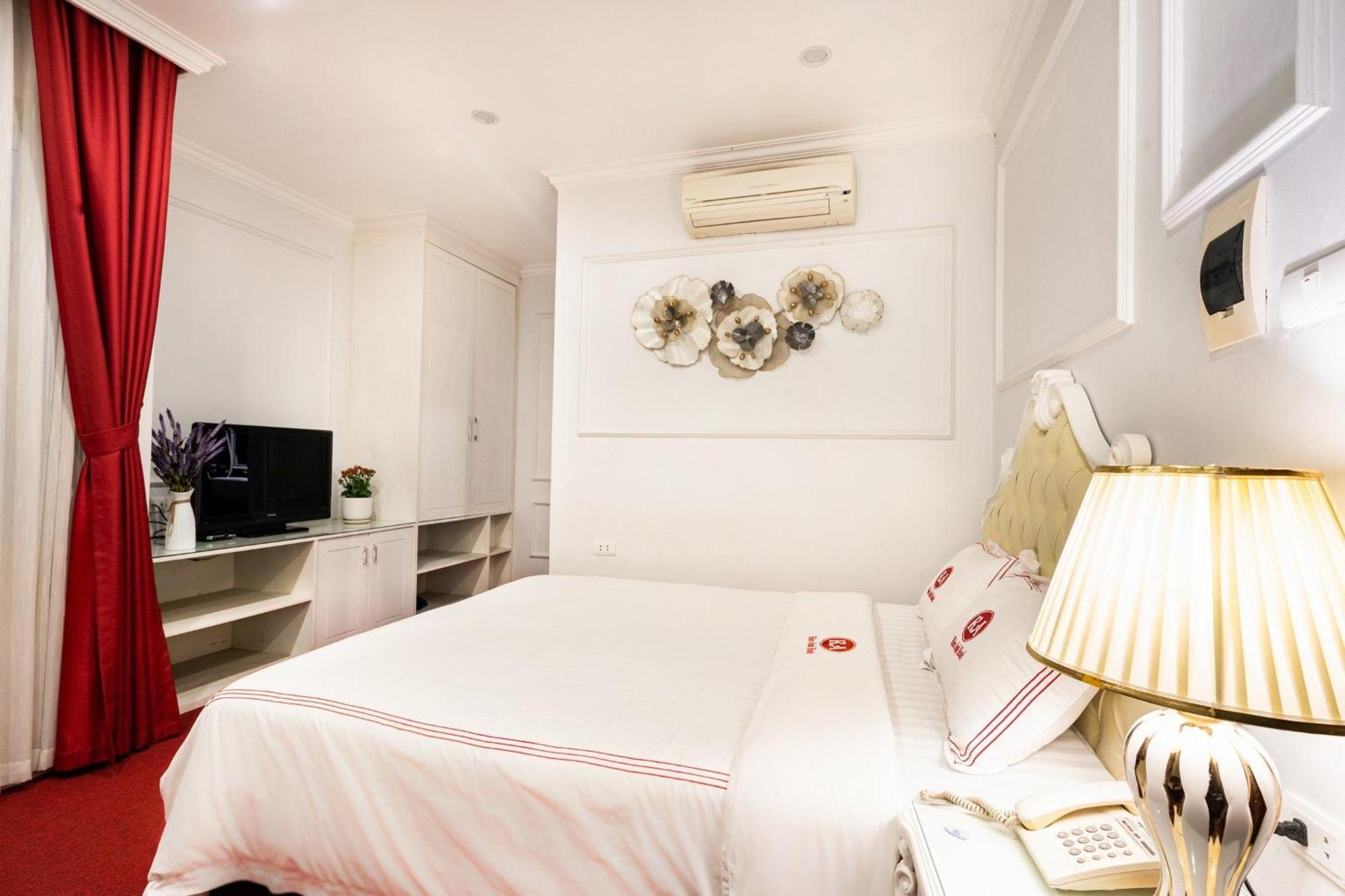 Kieu Anh Hotel - 81 Trung Kinh - By Bay Luxury 河内 外观 照片